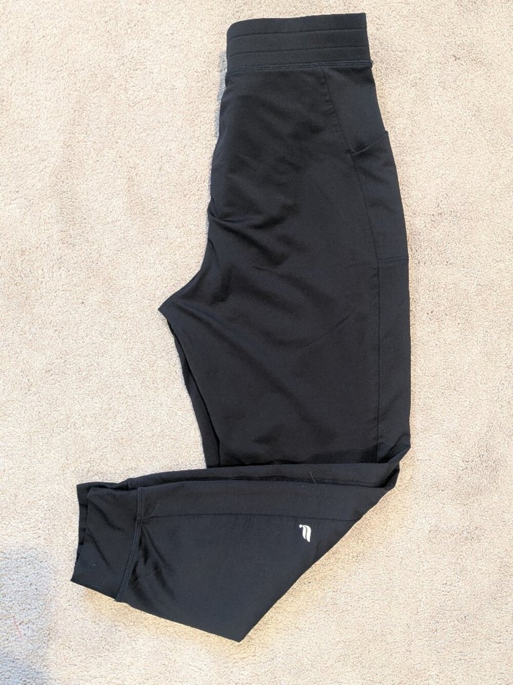 Fabletics Cropped Joggers